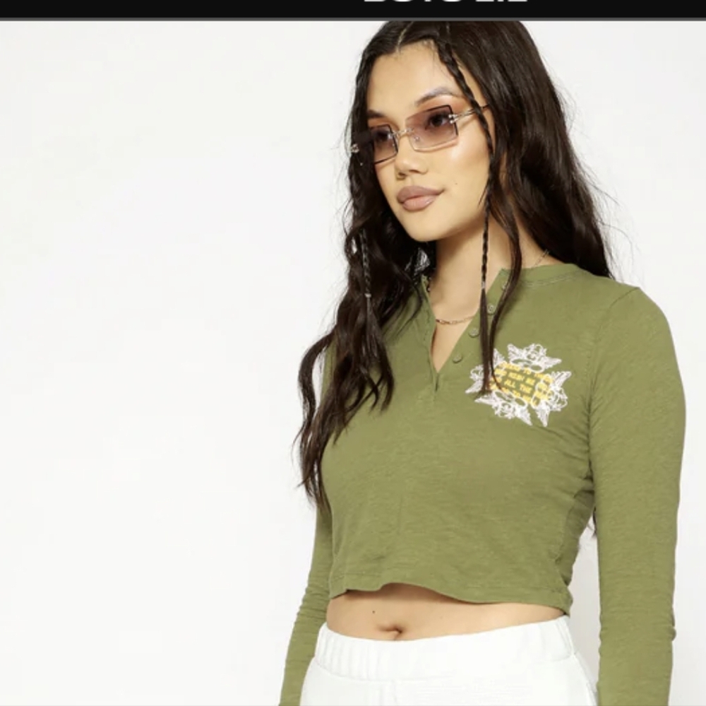 NWT Womens Boys Lie Green Fitted Crop Top with Floral Detail